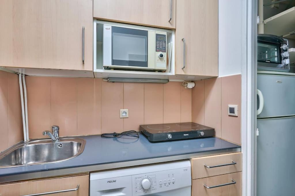 Cosy Studio In The Center Of Clichy Apartment Luaran gambar